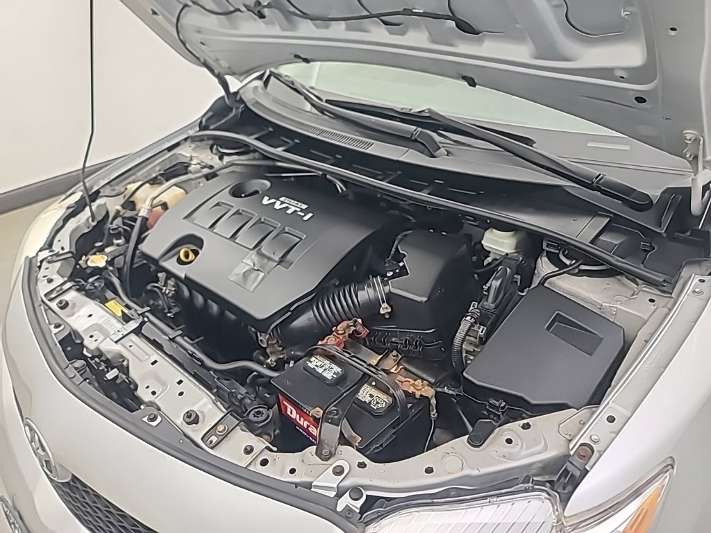 Used 2010 Toyota Corolla LE FWD image 27