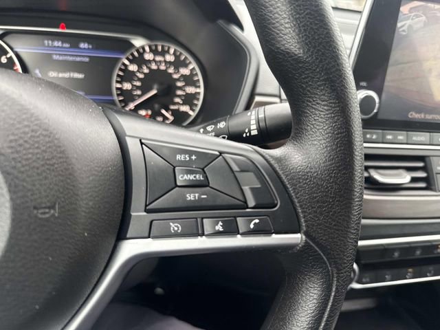 Used 2024 Nissan Altima 2.5 SV image 31