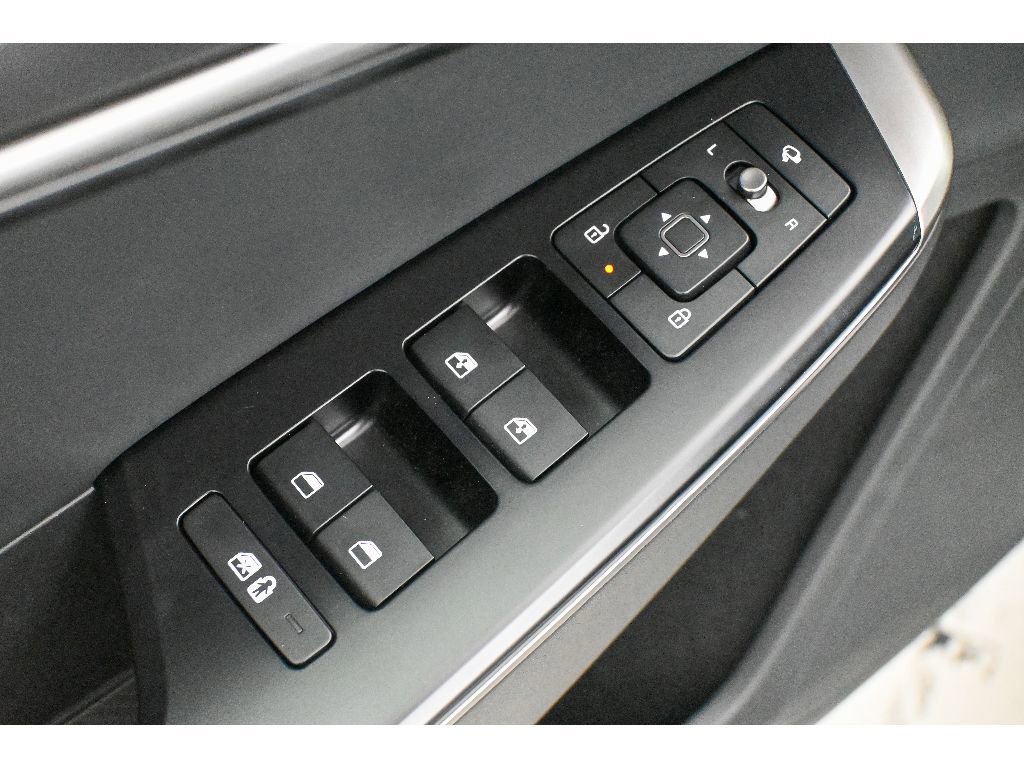 New 2025 Kia EV6 Light image 16