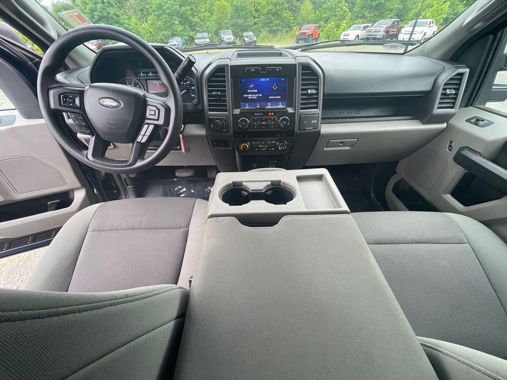 Used 2022 Ford F250 XL w/ STX Appearance Package AWD/4WD image 3