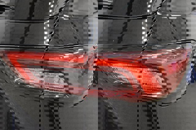 Used 2023 Ford Escape ST-Line image 12