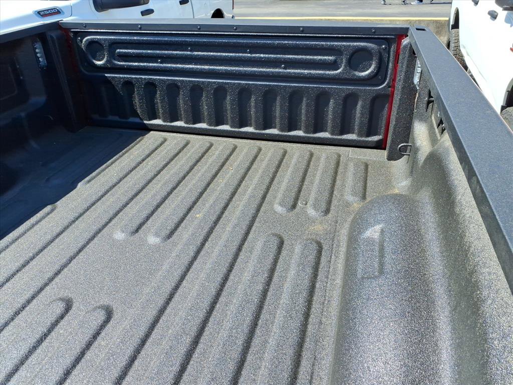 New 2026 RAM 2500 Laramie AWD/4WD image 10