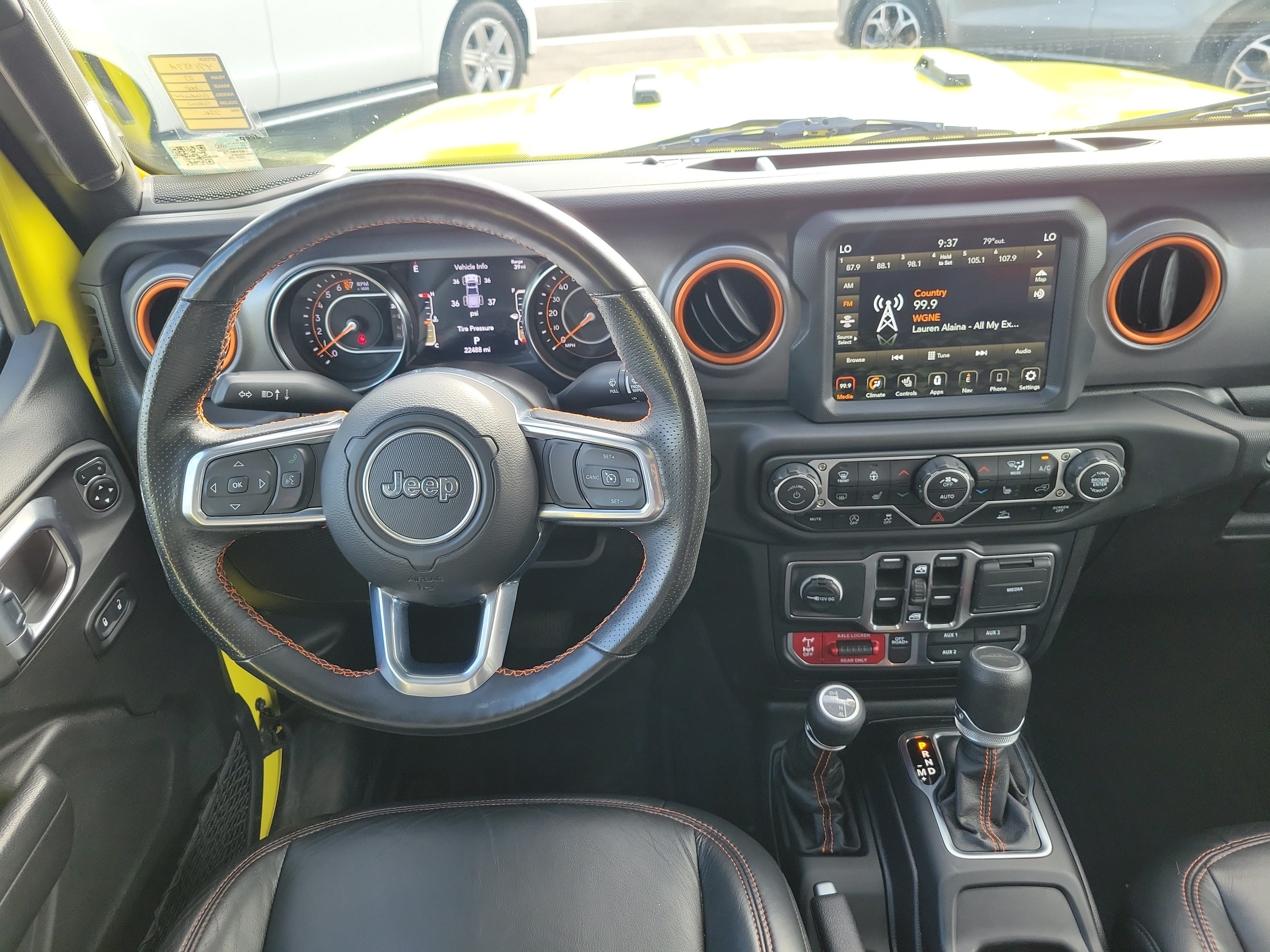 Used 2023 Jeep Gladiator Mojave w/ LED Lighting Group AWD/4WD image 17