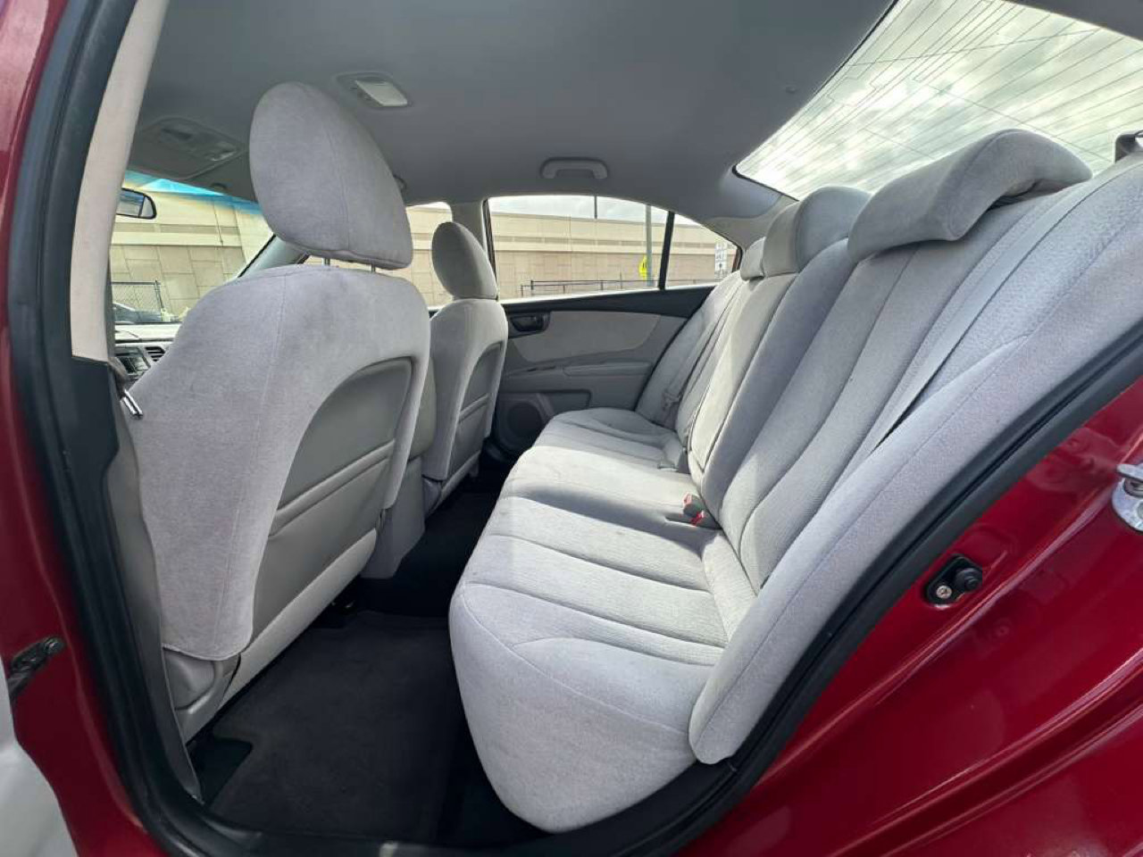 Used 2010 Kia Optima LX image 8