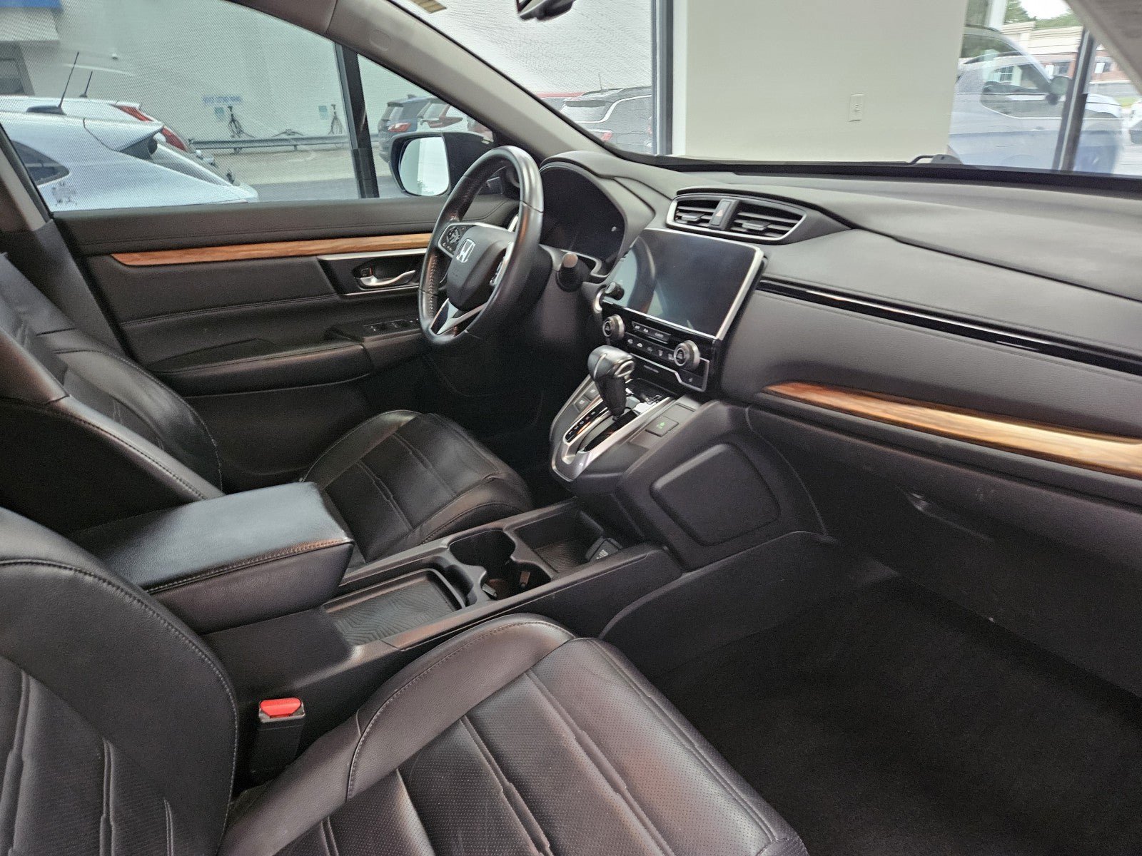 Used 2019 Honda CR-V Touring image 14