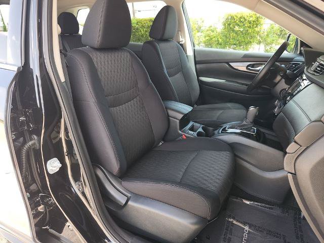 Certified 2018 Nissan Rogue SV w/ Premium Package FWD image 16