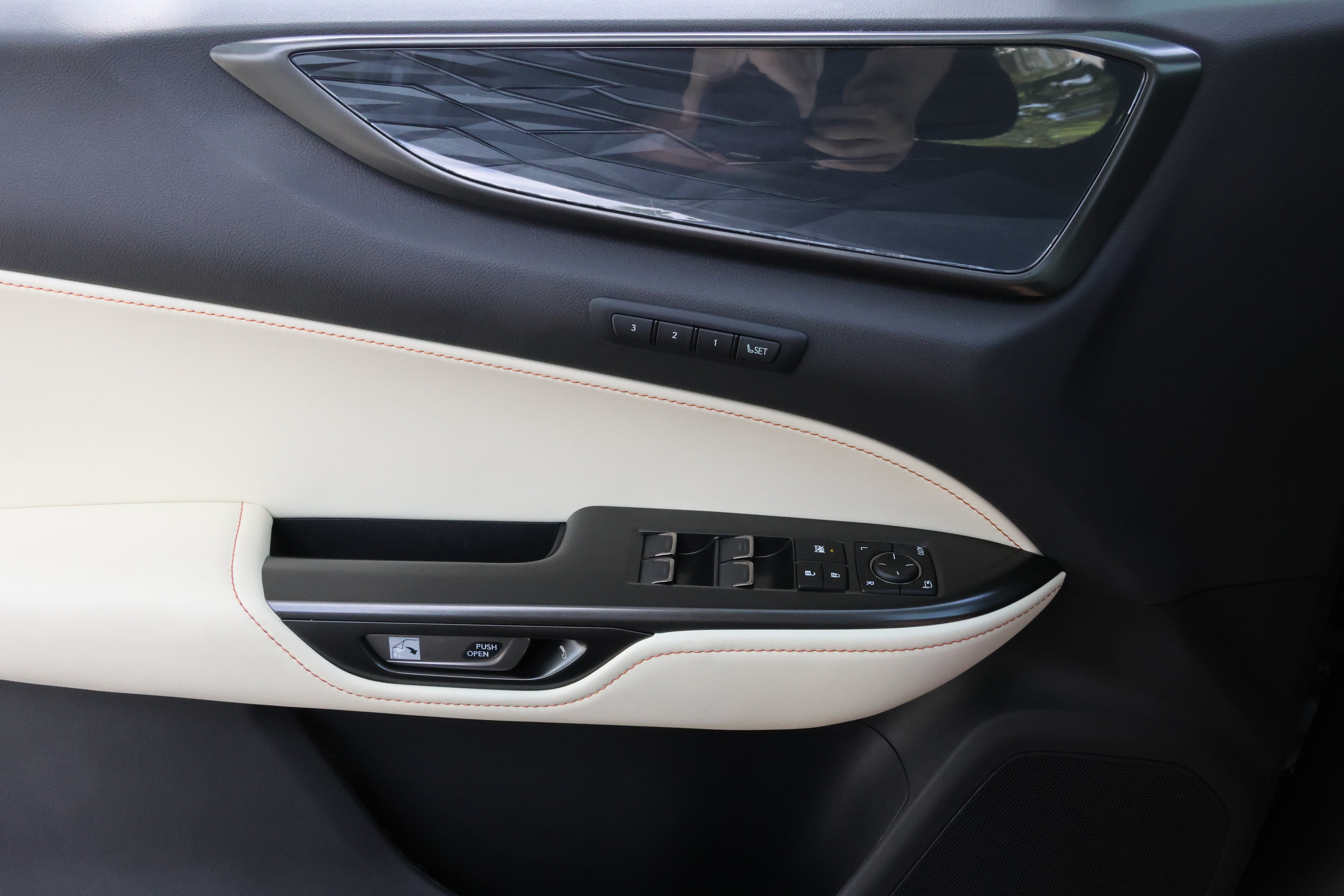 Used 2024 Lexus NX 250 FWD w/ Cold Area Package image 12