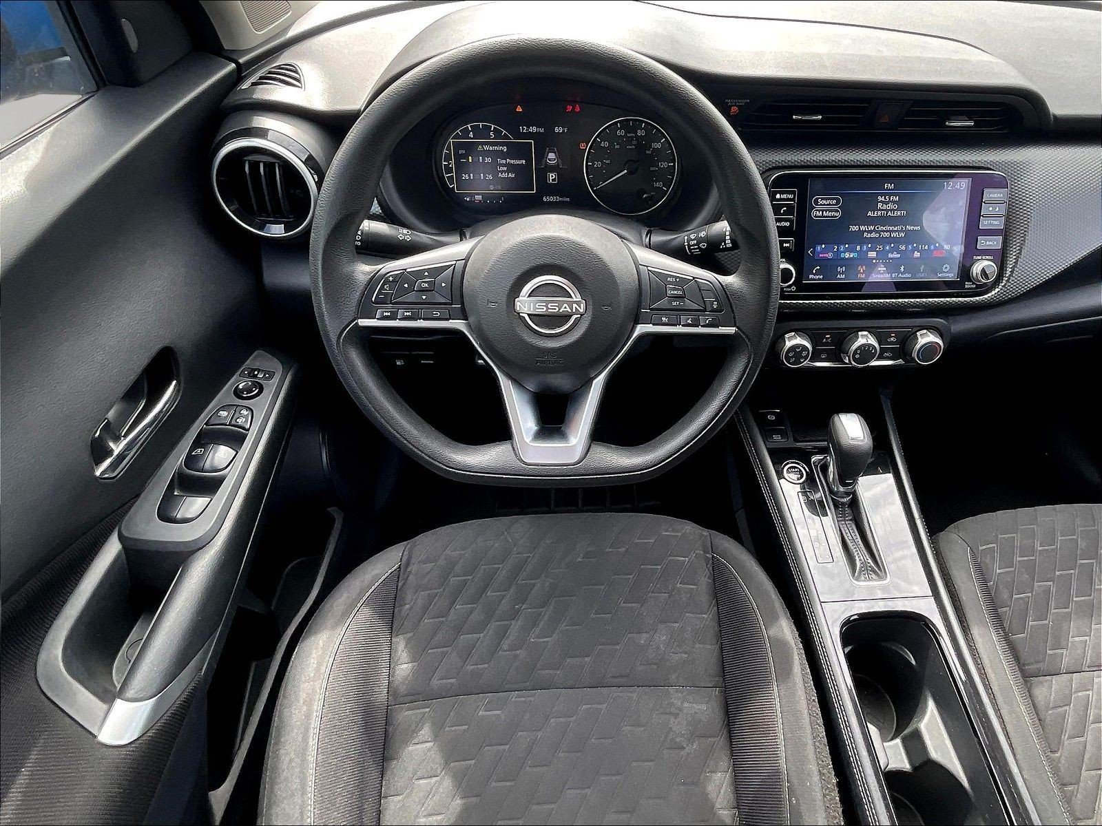 Used 2023 Nissan Kicks SV FWD image 8