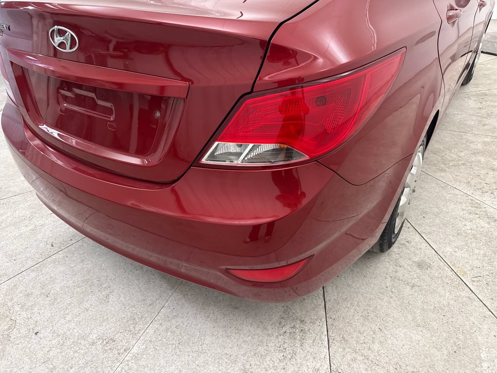 Used 2017 Hyundai Accent SE FWD image 23