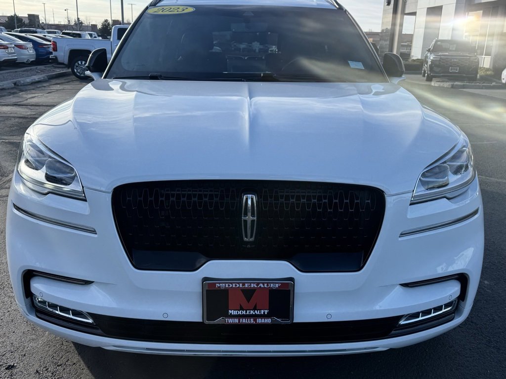 Used 2023 Lincoln Aviator Reserve w/ Equipment Group 201A image 6