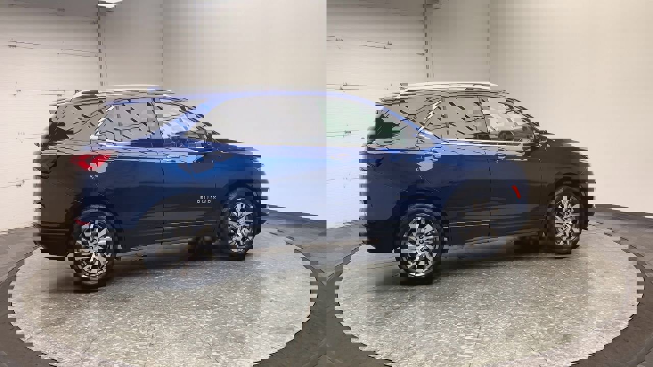 Certified 2022 Chevrolet Equinox Premier w/ LPO, Floor Liner Package image 41