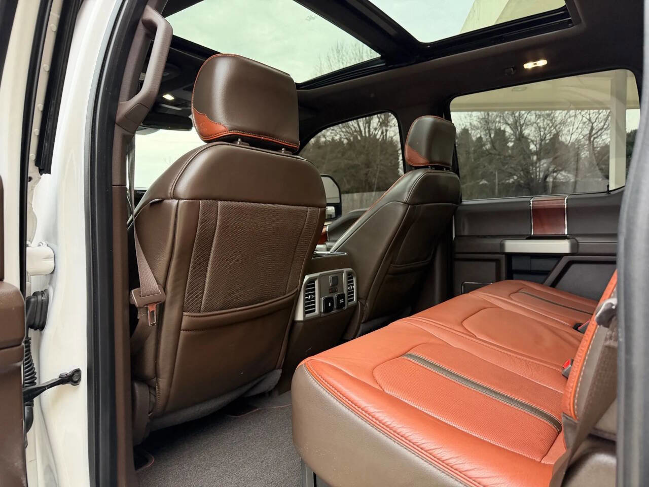 Used 2019 Ford F450 King Ranch w/ King Ranch Ultimate Package image 17