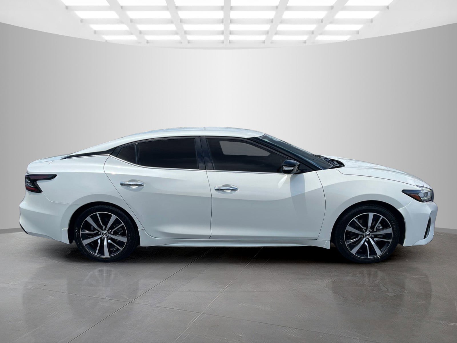 Used 2021 Nissan Maxima 3.5 SV w/ Floor Mat Group FWD image 3