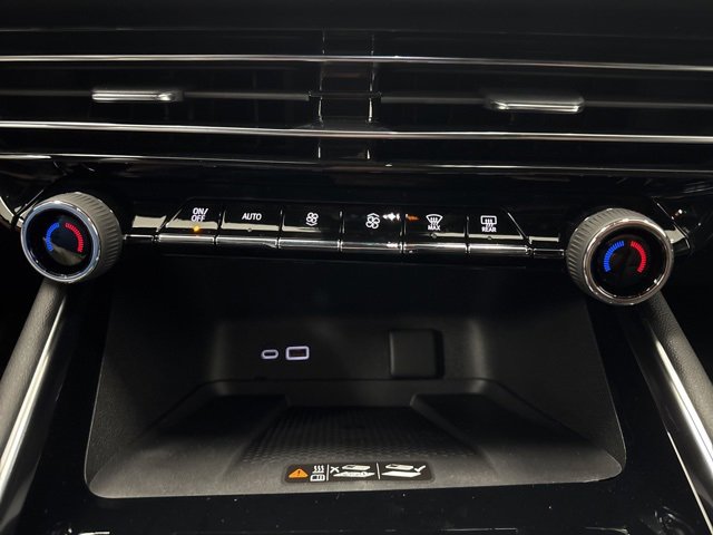New 2026 Chevrolet Traverse RS image 20