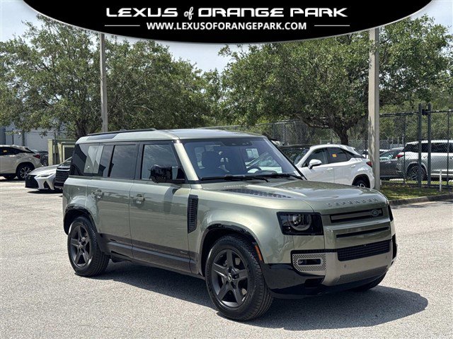 Used 2021 Land Rover Defender 110 X-Dynamic HSE AWD/4WD image 1