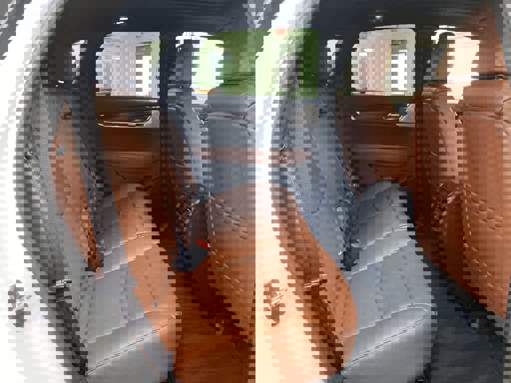 Used 2022 Cadillac XT5 Premium Luxury image 19