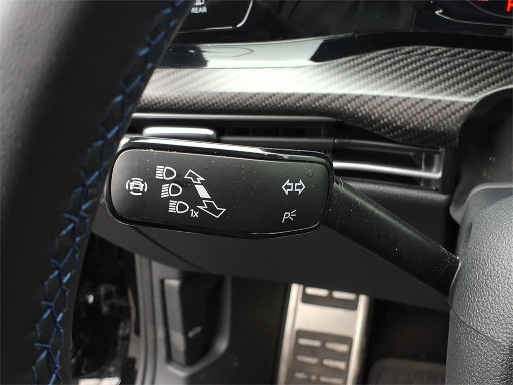 Used 2023 Volkswagen Golf 20th Anniversary Edition image 18