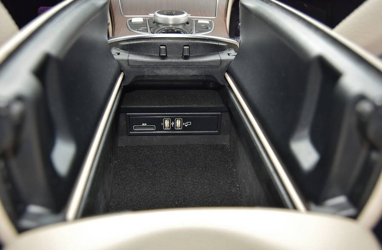Used 2021 Mercedes-Benz C 300 4MATIC Sedan w/ Premium Package image 38