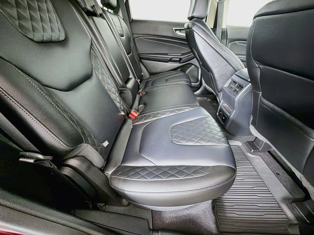 Used 2023 Ford Edge Titanium AWD/4WD image 27