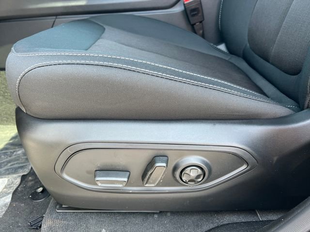 New 2026 Jeep Grand Cherokee Laredo X AWD/4WD image 10