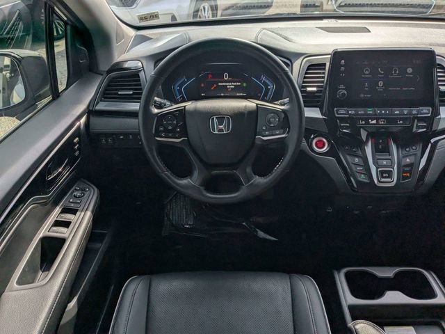 Used 2024 Honda Odyssey Elite image 16