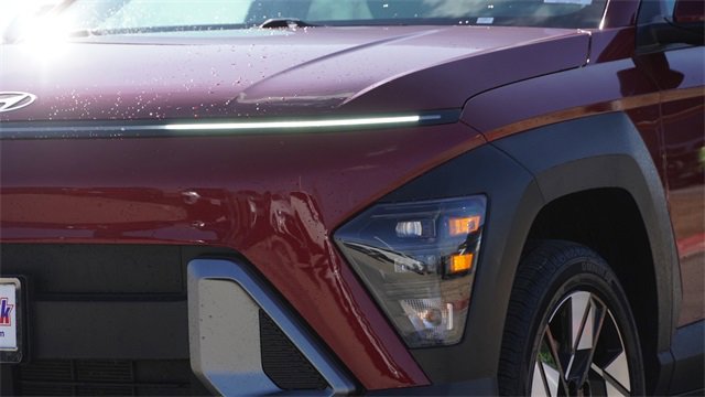 Used 2024 Hyundai Kona SEL image 4