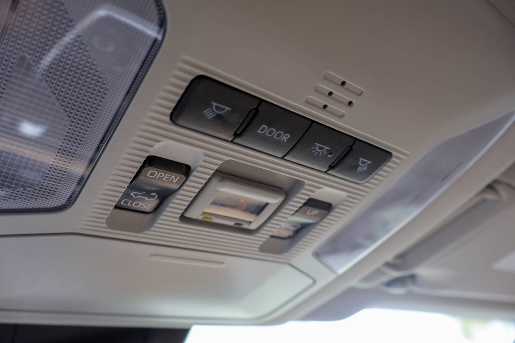 Used 2025 Toyota RAV4 XLE w/ Convenience Package image 20