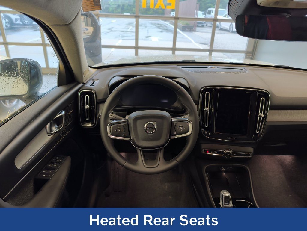 New 2026 Volvo XC40 B5 Plus w/ Protection Package Premier AWD/4WD image 17