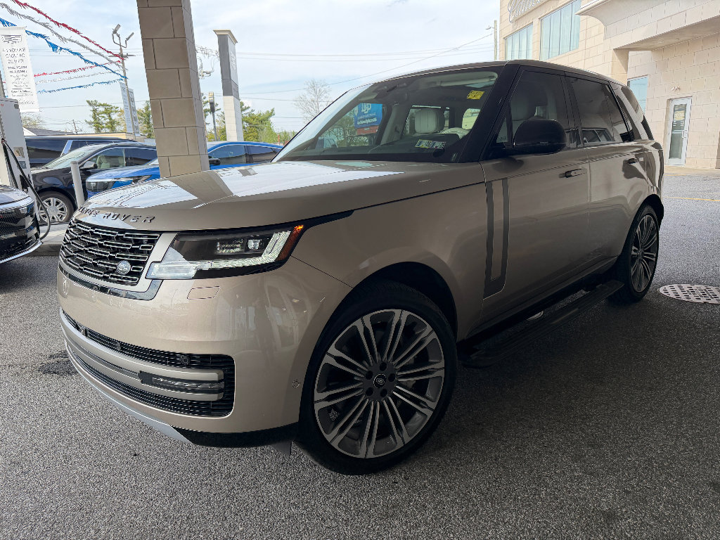 Used 2024 Land Rover Range Rover SE image 8