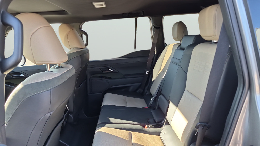 Used 2024 Lexus GX 550 AWD/4WD image 26