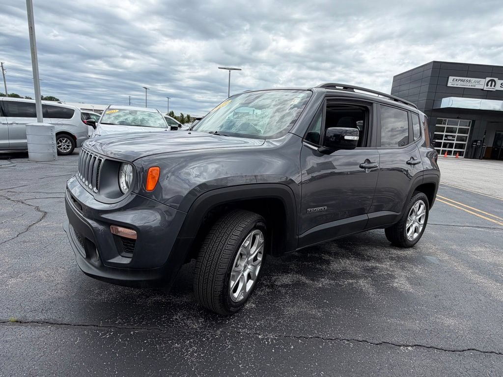 Used 2023 Jeep Renegade Limited w/ Sun/Sound Group AWD/4WD image 3