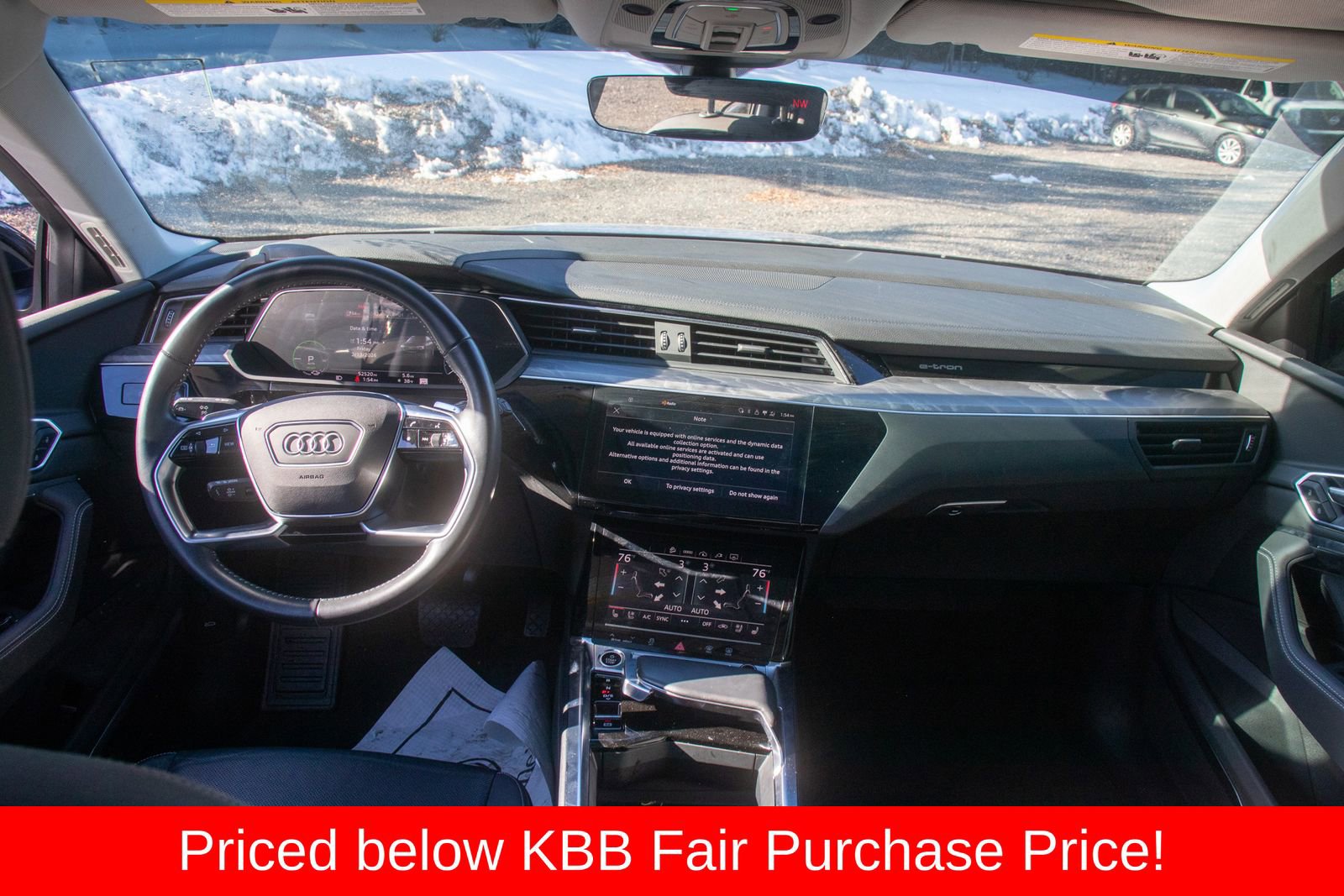 Used 2021 Audi e-tron Premium Plus w/ Premium Plus Package image 16