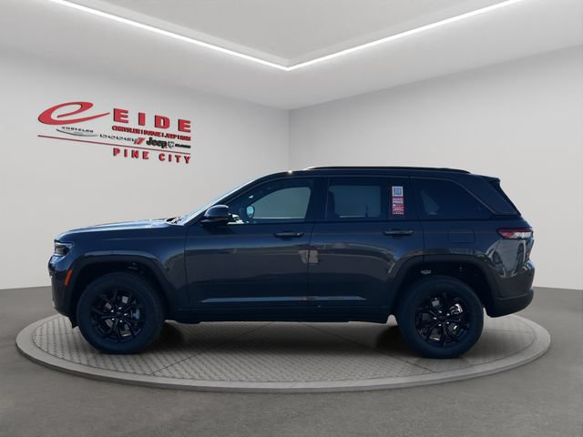 New 2026 Jeep Grand Cherokee Altitude AWD/4WD image 2