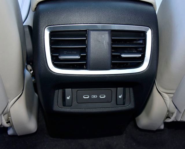 Used 2025 Acura RDX SH-AWD w/ Advance Package image 16