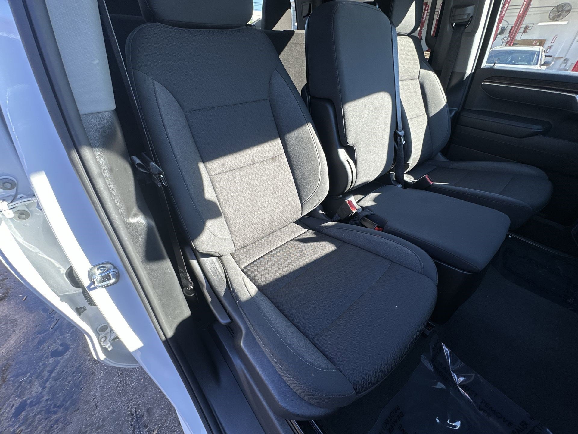 Used 2025 Chevrolet Silverado 1500 LT image 28