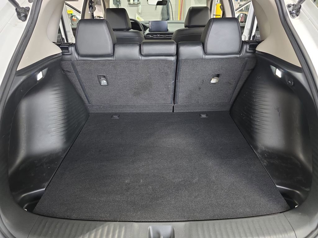 Used 2024 Honda HR-V EX-L image 12