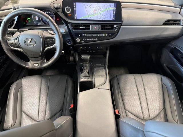 Used 2022 Lexus ES 300h F Sport w/ Accessory Package FWD image 25