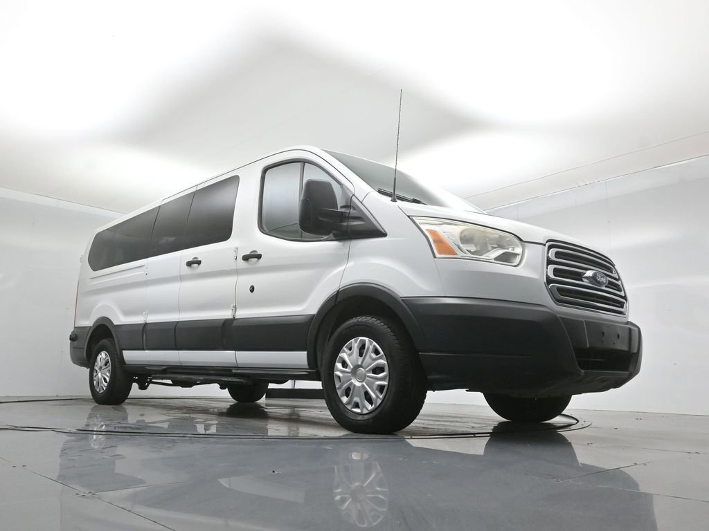 Used 2016 Ford Transit 350 XLT image 41