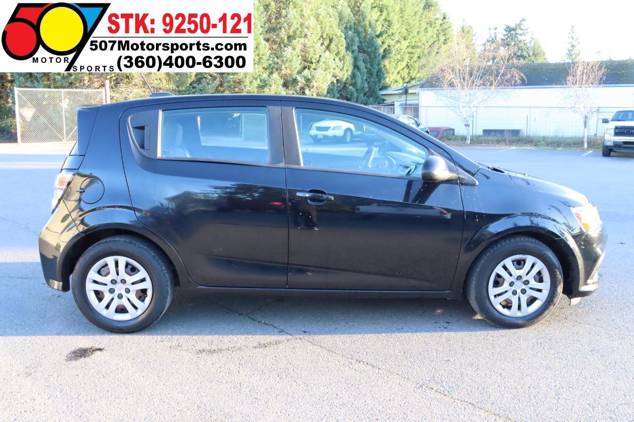 Used 2020 Chevrolet Sonic LT image 9