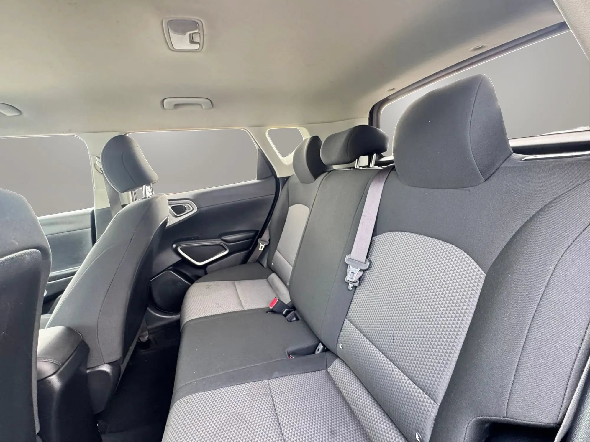 Used 2021 Kia Soul LX FWD image 11