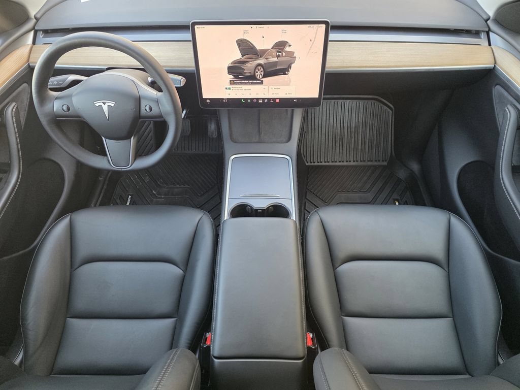 Used 2024 Tesla Model Y Long Range AWD/4WD image 21
