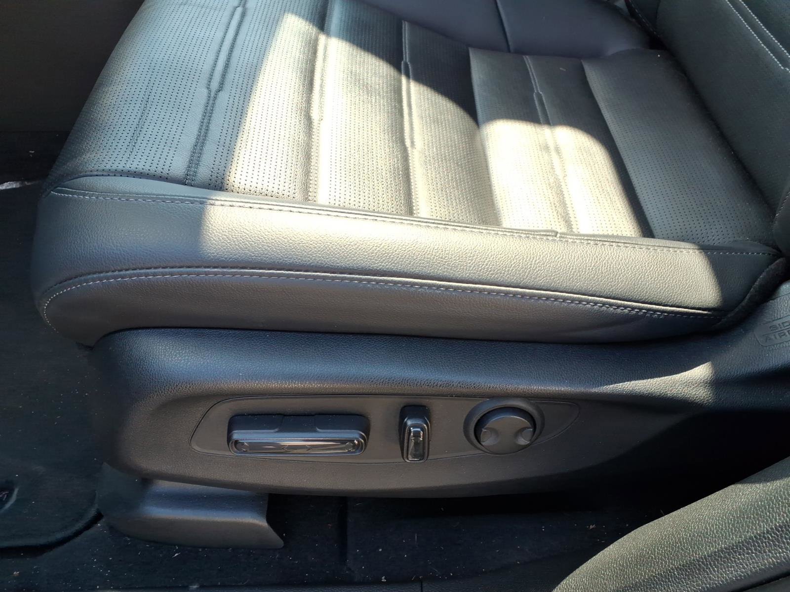 Used 2024 Honda CR-V EX-L image 14