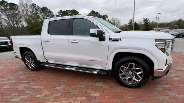 Used 2022 GMC Sierra 1500 SLT w/ SLT Premium Plus Package image 3