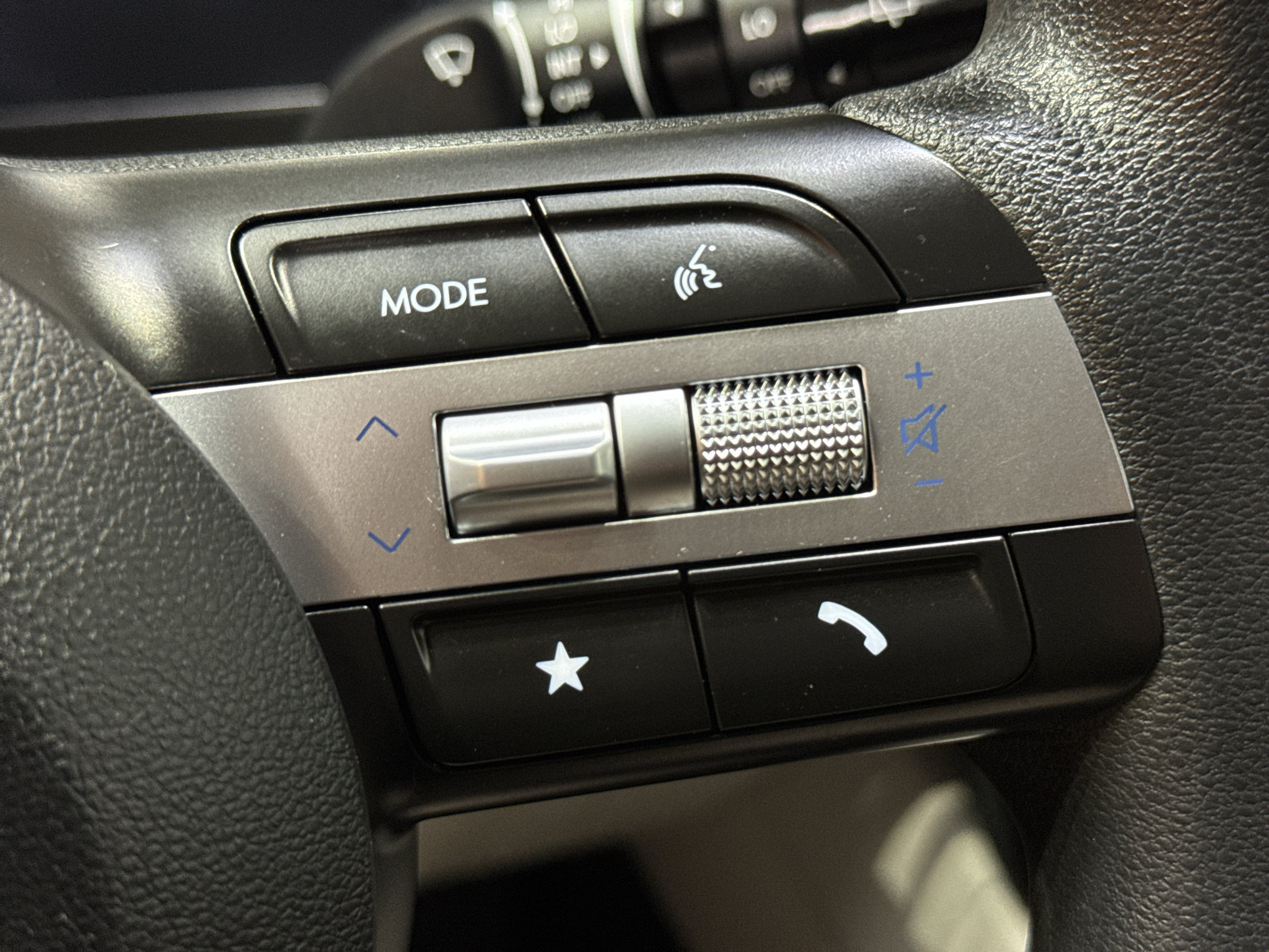 Used 2025 Hyundai Tucson SEL FWD image 25