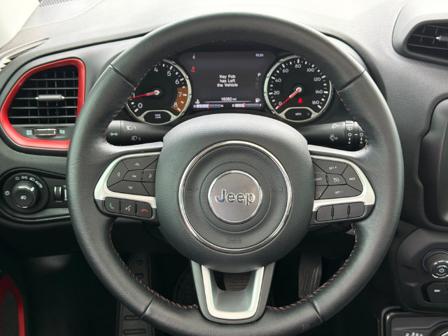 Used 2023 Jeep Renegade Latitude w/ Sun/Sound Group AWD/4WD image 23
