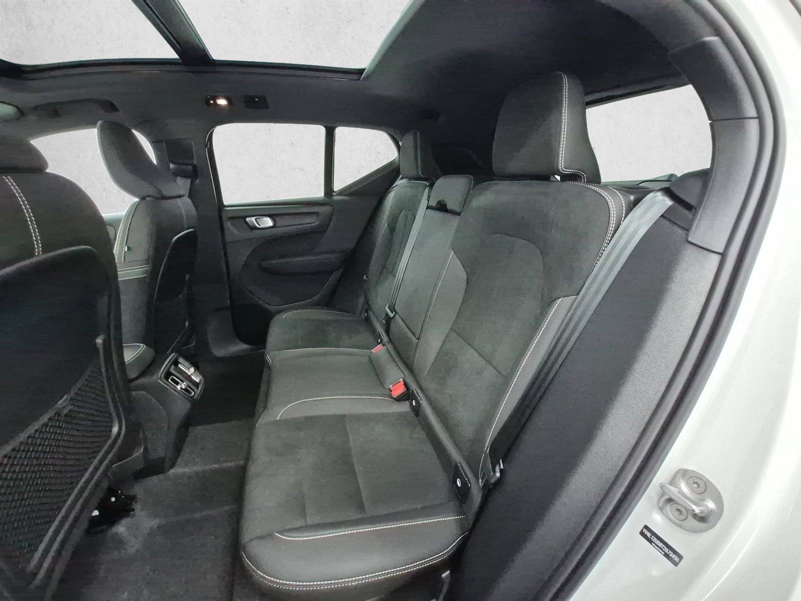 Used 2026 Volvo XC40 B5 Ultra AWD/4WD image 22
