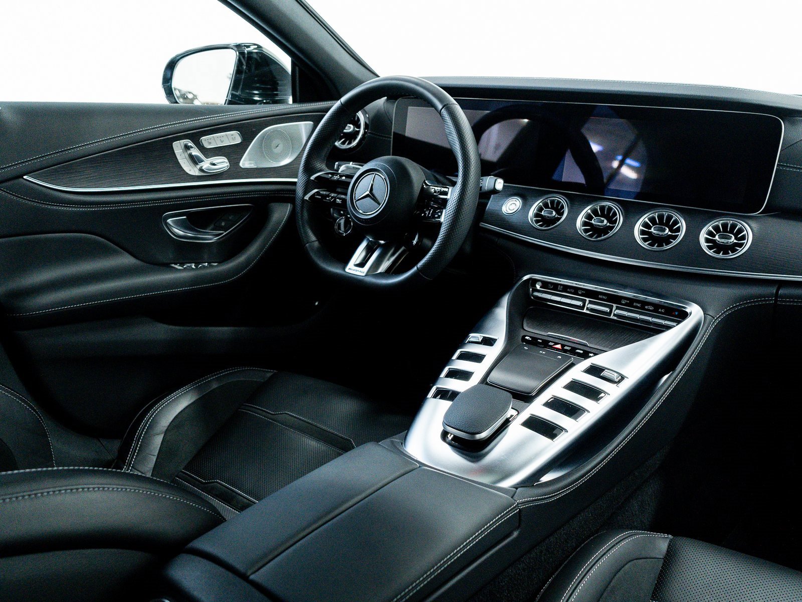 Used 2023 Mercedes-Benz AMG GT 63 w/ Driver Assistance Package image 28