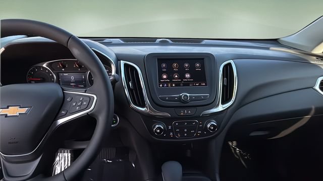 Used 2024 Chevrolet Equinox LT FWD image 10