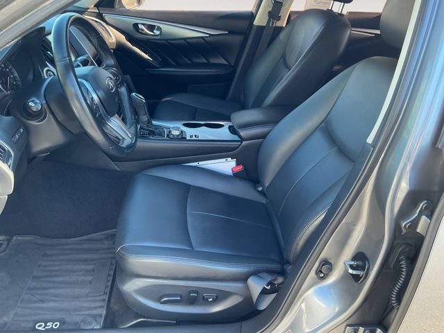 Used 2019 INFINITI Q50 Luxe w/ Essential Package (3.0T Luxe) AWD/4WD image 10