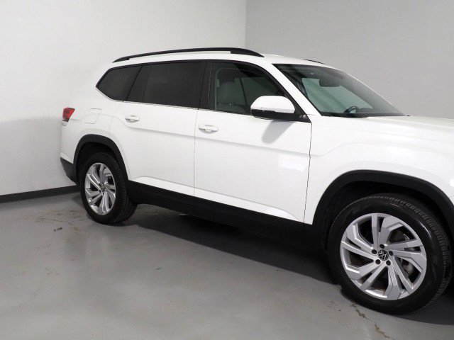 Used 2023 Volkswagen Atlas SE w/ Technology Package image 46